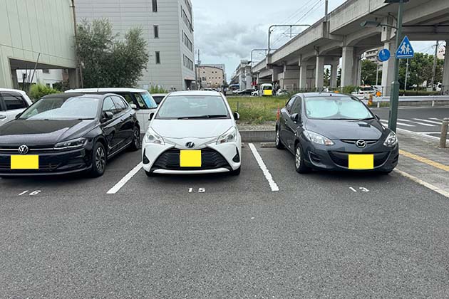 駐車場　右側　道路側　13－15－16